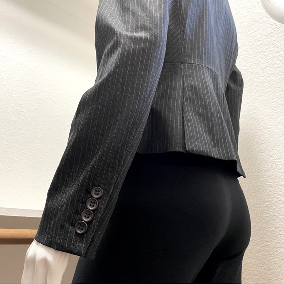 Ann Taylor LOFT pinstripe, one button blazer in charcoal gray Sz 2 - Picture 5 of 8